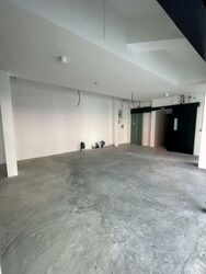 Sims Avenue (D14), Retail #531647671